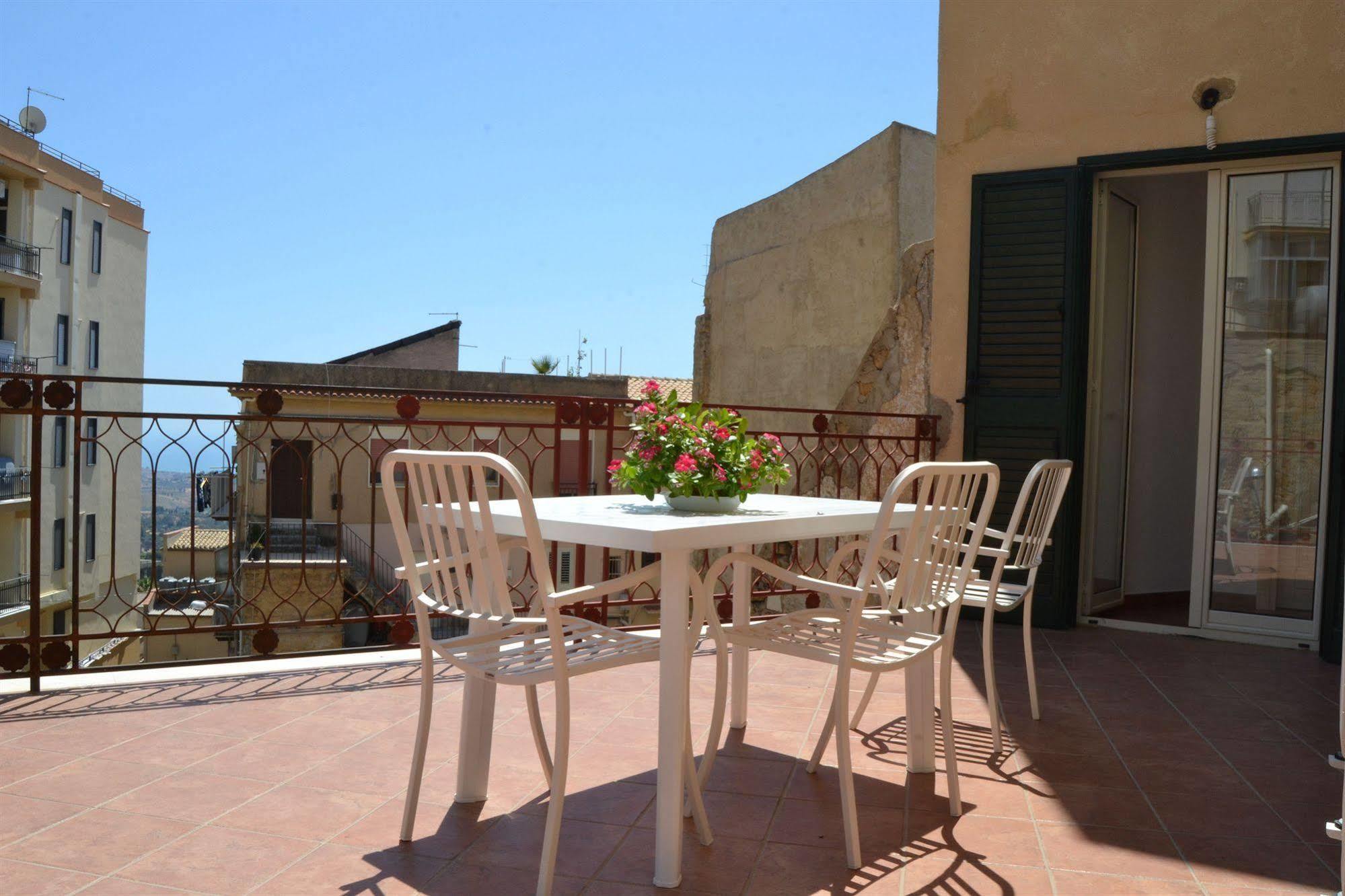Bed and Breakfast Kerkent Agrigento Exterior foto